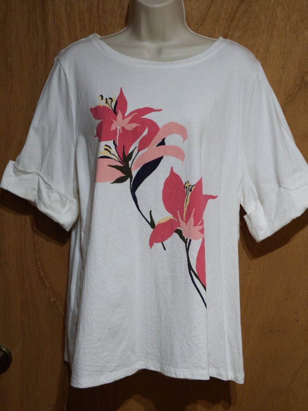 Liz Claiborne Tropical t-shirt, Size 1X